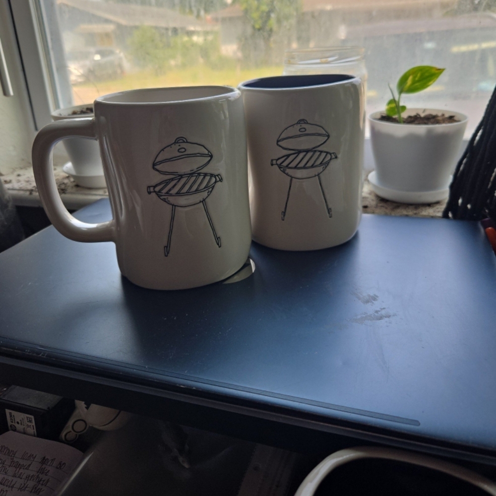 Rae Dunn Grill Master Mug Set - Picture 3 of 5